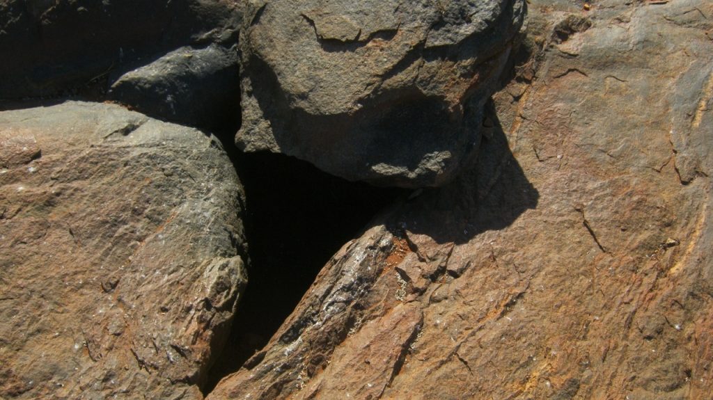 Gnamma Hole